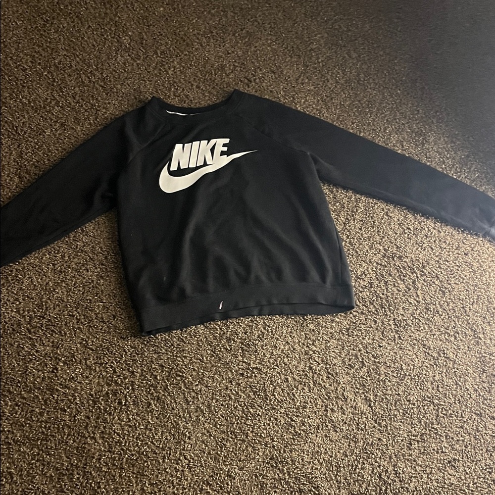 Nike Men's Black Crewneck Sweater